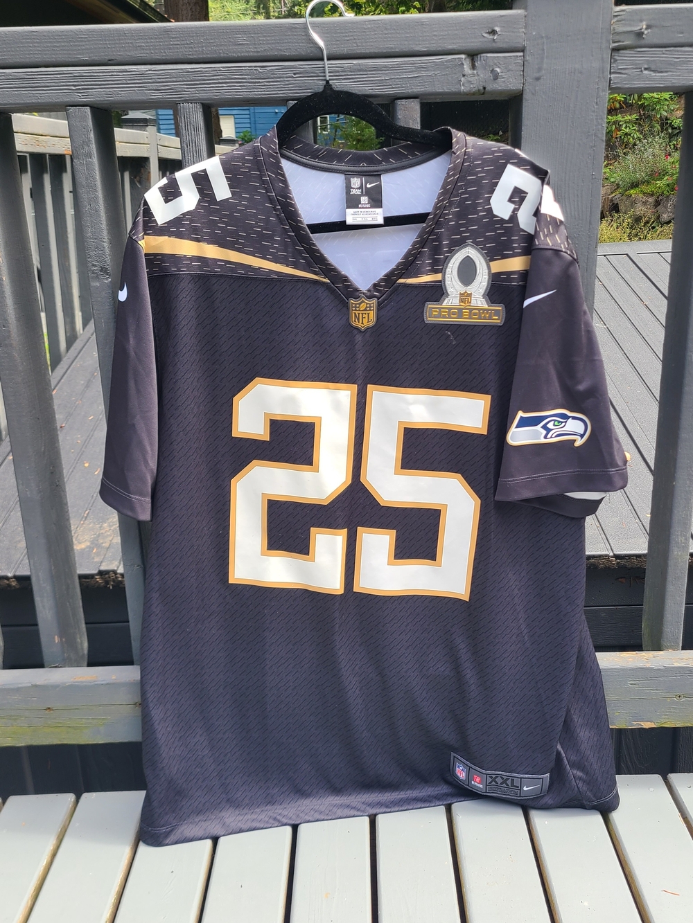 Nike Men’s Black & Gold #25 Football Jersey - Seahawks Patch